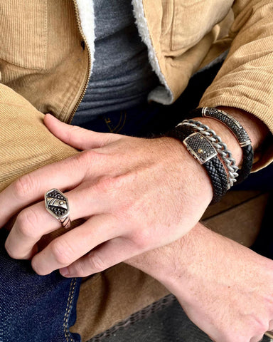 مجوهرات رجالية